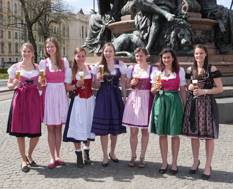 Gruppe Bierkönigin