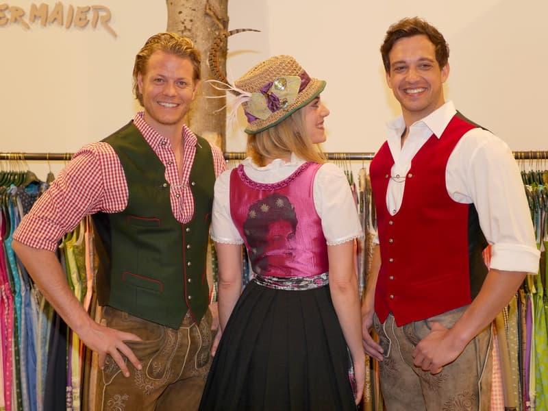 Eine neue Tracht für Sissi, Kaiser Franz Josef und den Tod