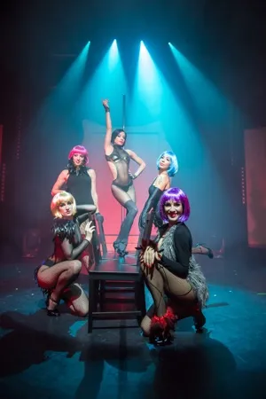 GOP_Coperlin-Show_Revuegirls 2