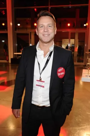 Uwe Hering ( mylike )