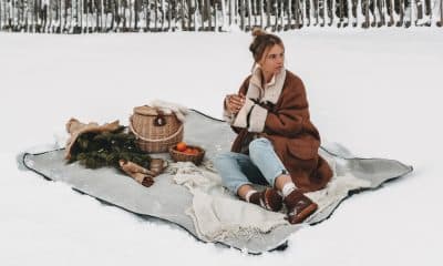 Ein Picknick im Schnee.