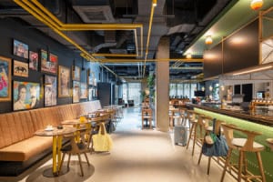 Bar Moxy Budapest Downtown © Marriott International