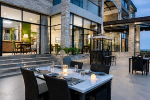 LUX Lake Kivu Restaurant Cleo © The Lux Collective