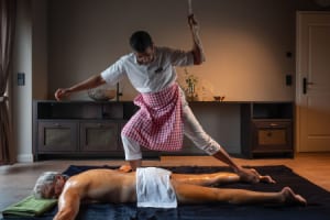 Ayurveda verbindet Anwendungen, Ernährung, Yoga und Natur ©Retreat Park am See Nattika Ayurveda