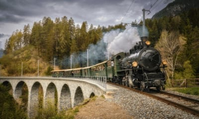 Dampfzug_auf_dem_Schmittnertobelviadukt.png