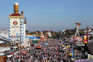 Blick_über_das_Münchner_Oktoberfest.png